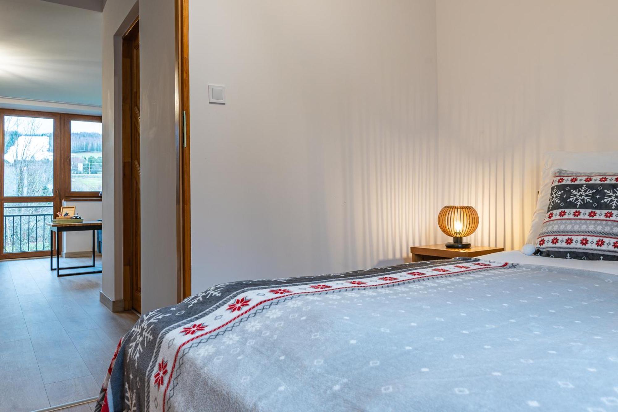 Apartment Krzywa 8 *